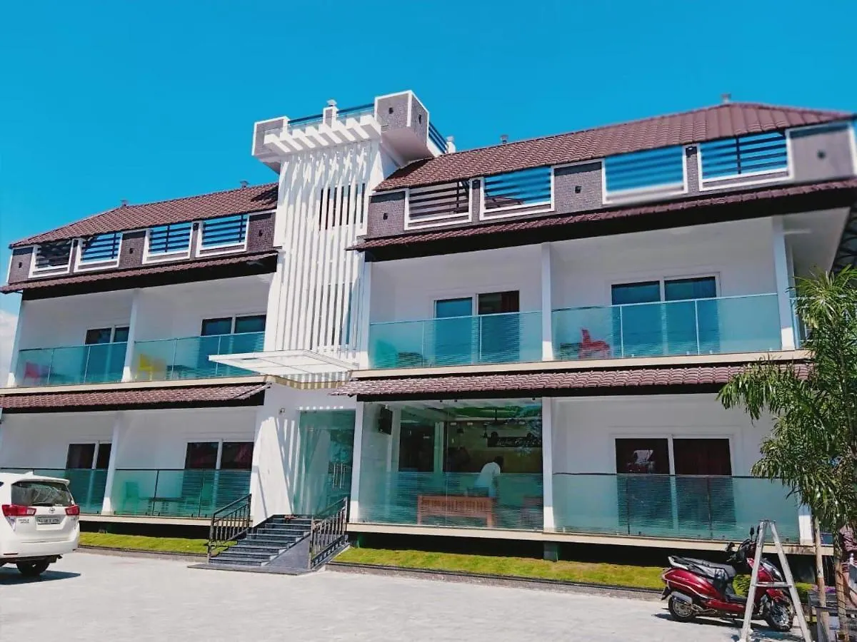***  Lake Forest Resort Munnar Indie